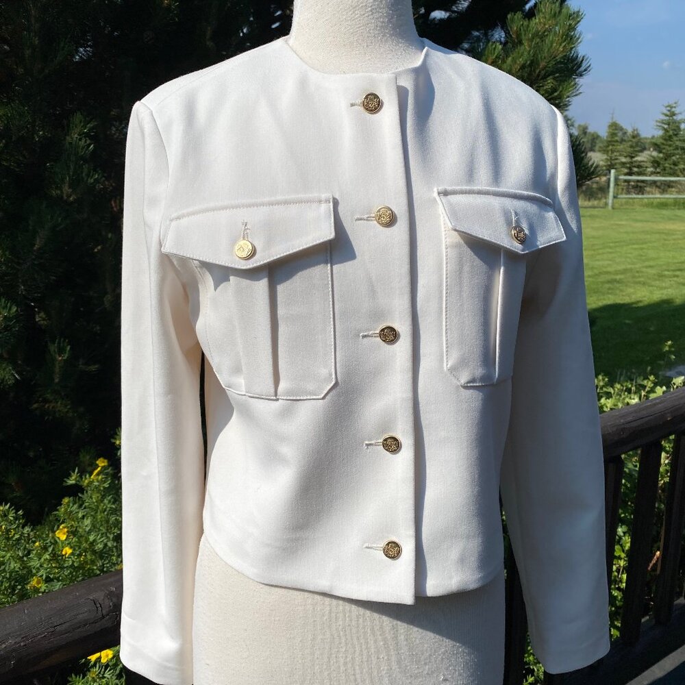 NWT Abercrombie & Fitch White Cropped Jacket Gold Buttons Ladies M